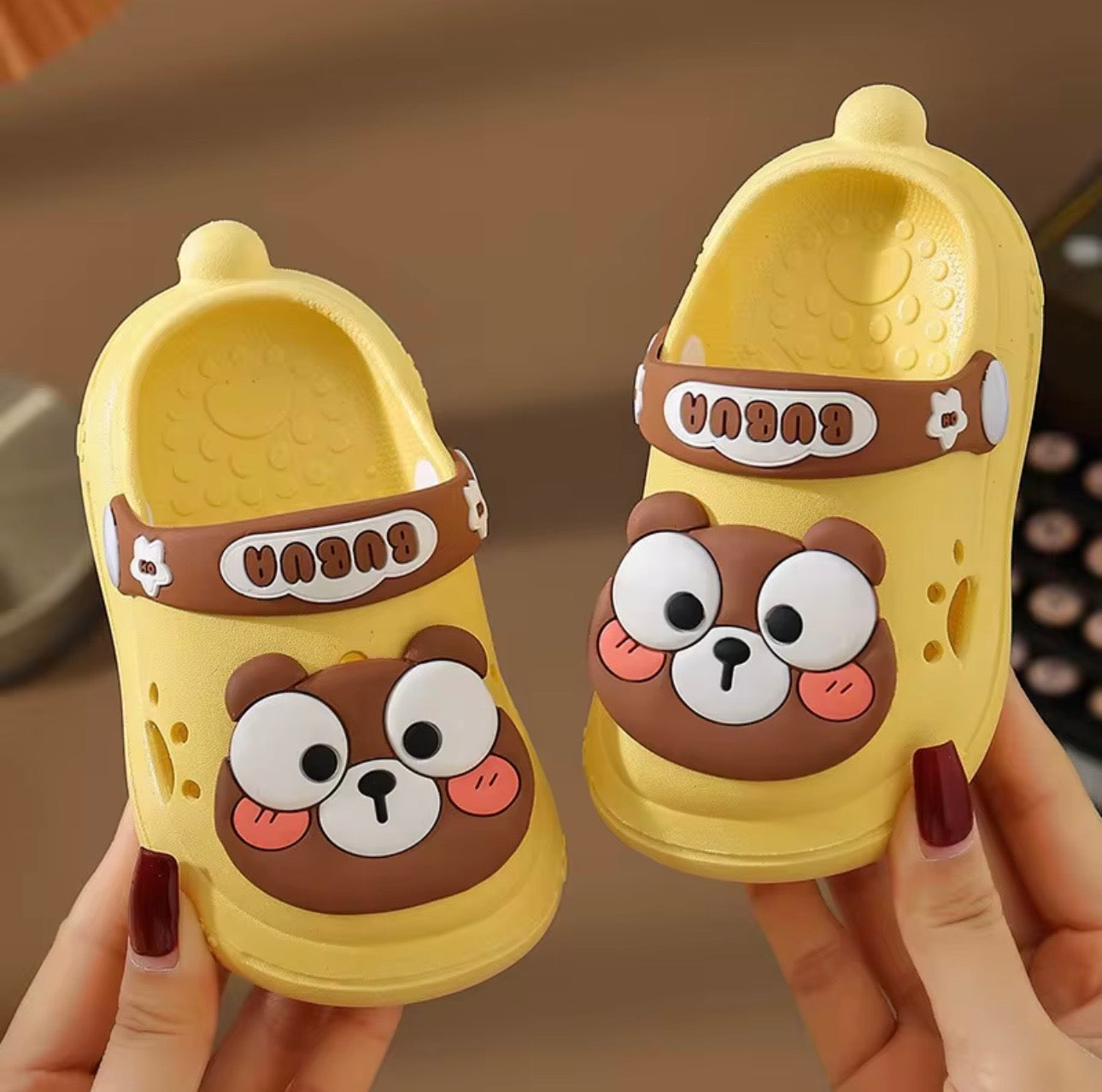 Kids' bear garden crocs